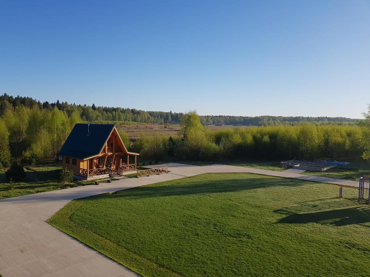 Отдых белый городок. Елкино Перепелкино. База Елкино Перепелкино. Парк отель Елкино.